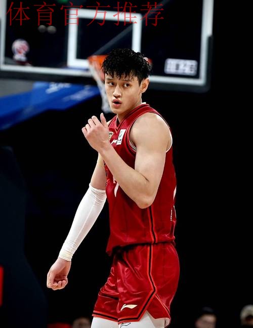 不打了！曾凡博被曝欲离开北京首钢队，力保广东队“躺”进总决赛