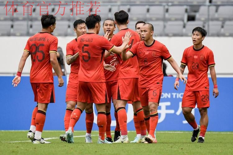 中国男足选拔队东亚杯1-0战胜中国香港队